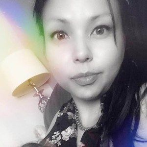 Meet your Posher, Dee